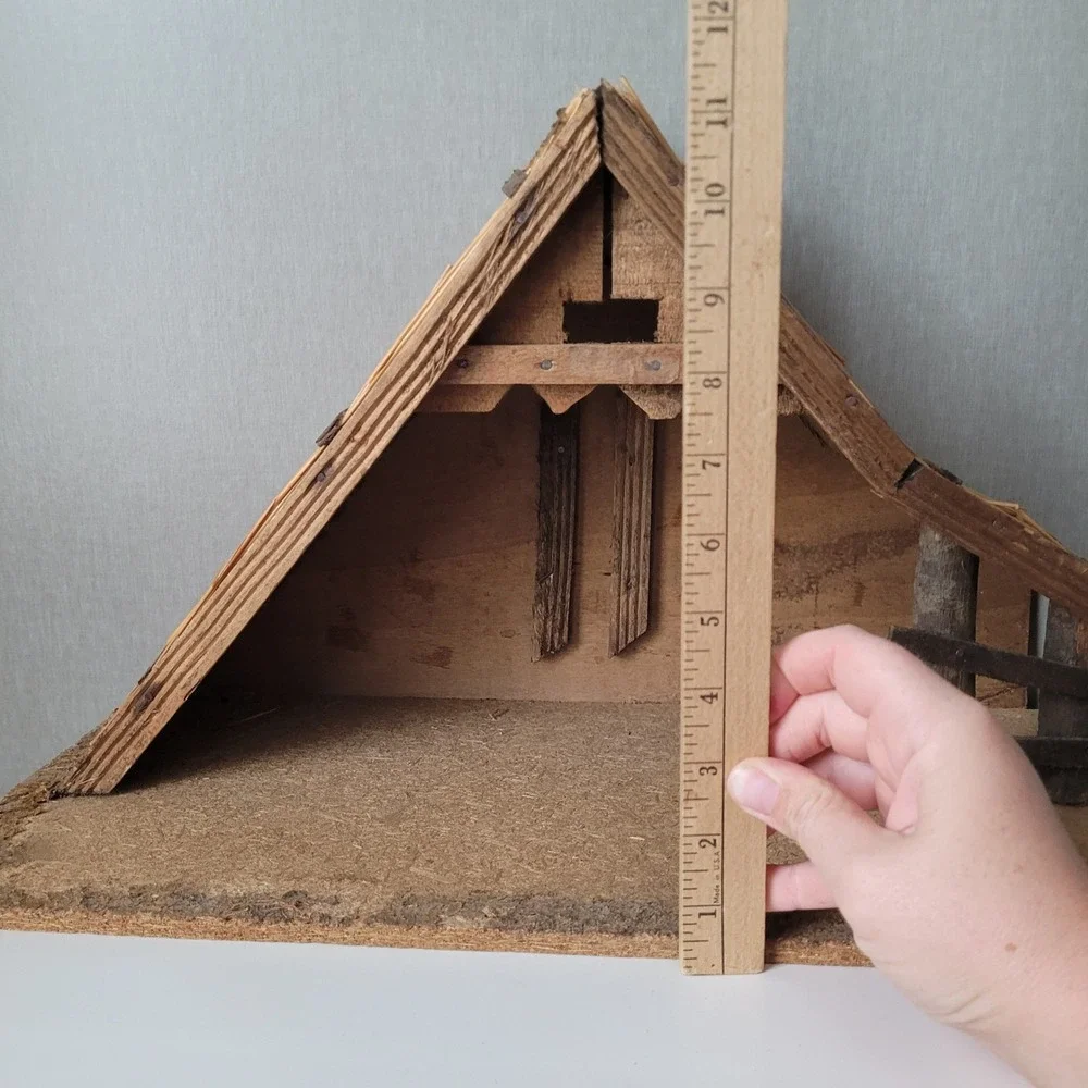 Vintage Hand Crafted Wooden Nativity Stable Manger Italy Rustic Straw Creche